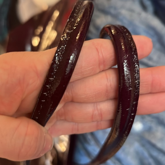 Dooney and bourke patent leather purple purse - Picture 15 of 15